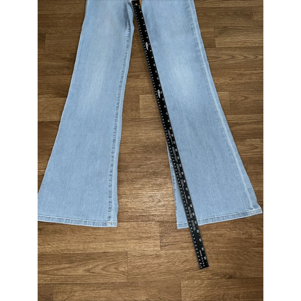 JOE'S JEANS 24 Corinne RISE FLARE Lighter Wash Denim Sporty Trendy 70's Retro